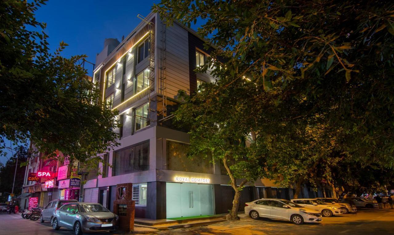 Treebo Royal Comfort New Delhi Exteriör bild